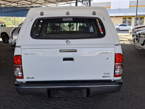 Toyota HILUX 2.5 D4D D/CAB 4X4 in Namibia