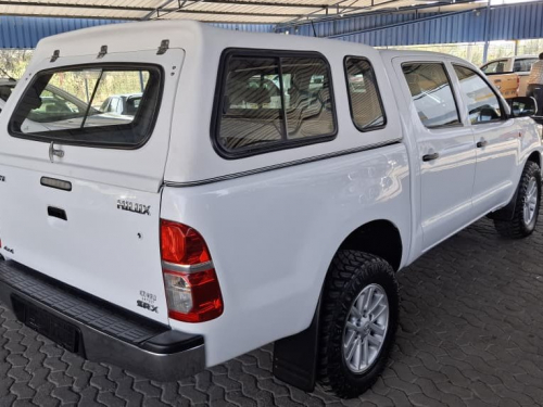 Toyota HILUX 2.5 D4D D/CAB 4X4 in Namibia