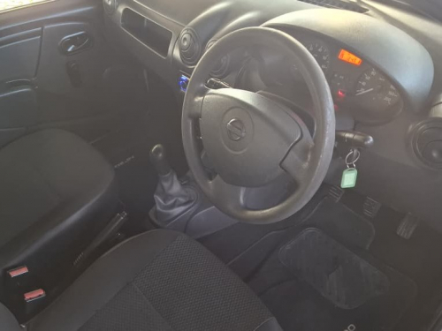 Nissan NP200 1.6 A/CON in Namibia