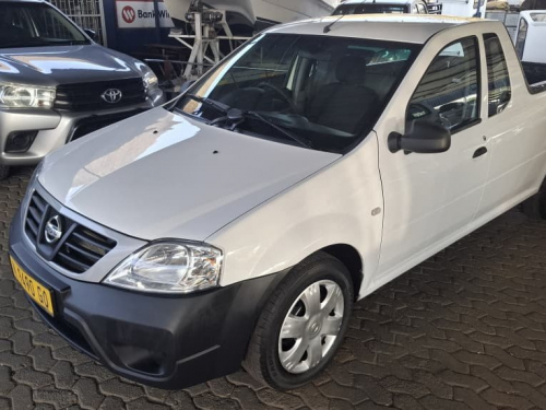 Nissan NP200 1.6 A/CON in Namibia