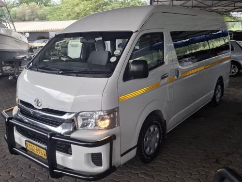 Pre-owned Toyota QUANTUM 2.5 D4D GL 14 SEATER for sale in 