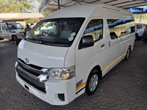 Toyota QUANTUM 2.5 D4D GL 14 SEATER in Namibia