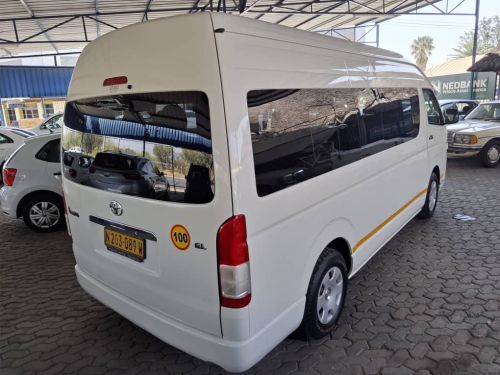 Toyota QUANTUM 2.5 D4D GL 14 SEATER in Namibia