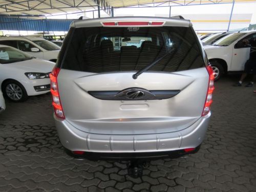 Mahindra XUV 500 W8 M-HAWK 2.2 DIESEL AWD MAN in Namibia