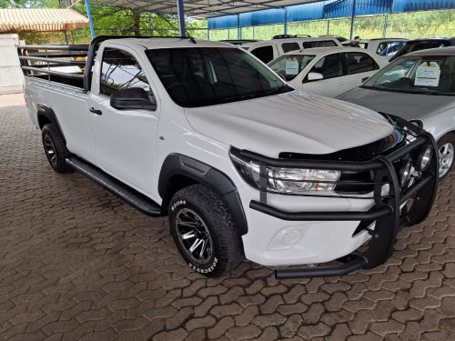 Toyota HILUX 2.4 GD LWB S/CAB in Namibia