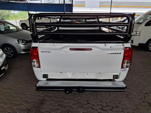 Toyota HILUX 2.4 GD LWB S/CAB in Namibia