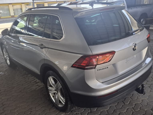 Volkswagen TIGUAN 1.4 TSI COMFORTLINE DSG in Namibia