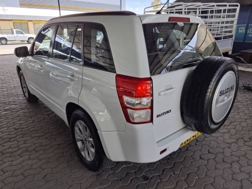 Suzuki GRAND VITARA 2.4 AUTO 4X4 in Namibia
