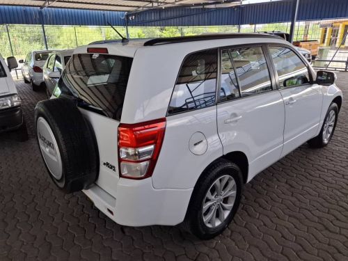 Suzuki GRAND VITARA 2.4 AUTO 4X4 in Namibia