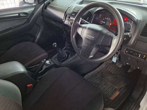 Isuzu D-MAX 250 HI-RIDER 4X4 D/CAB MAN in Namibia