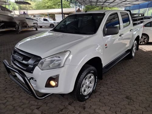 Isuzu D-MAX 250 HI-RIDER 4X4 D/CAB MAN in Namibia