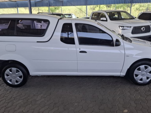 Nissan NP200 1.6 SAFETY PACK + A/CON in Namibia