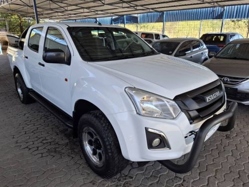 Isuzu KB250 D-MAX D/CAB 4X4 HI-RIDER in Namibia