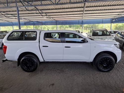 Nissan NAVARA  2.5TDI XE MAN D/CAB in Namibia