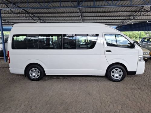 Toyota QUANTUM 2.5 D4D SESFIKILE 15 SEATER in Namibia