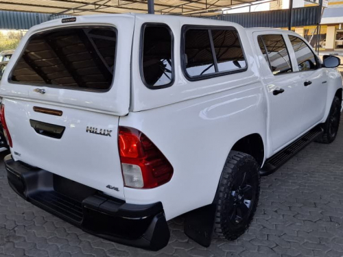Toyota HILUX 2.4 GD6 SRX 4X4 D/CAB AUTO in Namibia