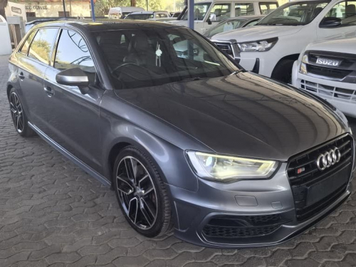 Audi S3 QUATRO S-TRONIC in Namibia