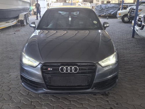 Audi S3 QUATRO S-TRONIC in Namibia