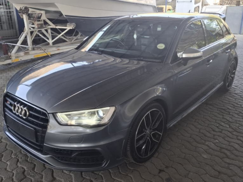 Audi S3 QUATRO S-TRONIC in Namibia