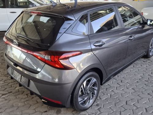 Hyundai i20 FLUID in Namibia