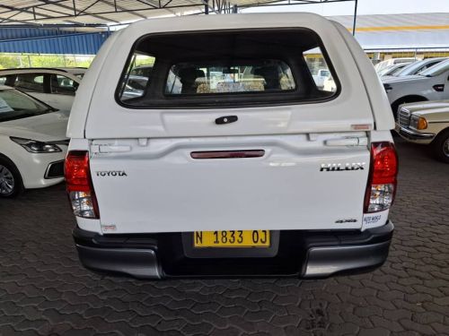 Toyota HILUX 2.4 GD6 SR D/CAB MAN in Namibia