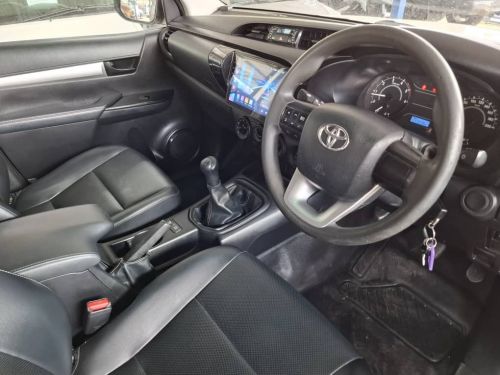 Toyota HILUX 2.4 GD6 SR D/CAB MAN in Namibia