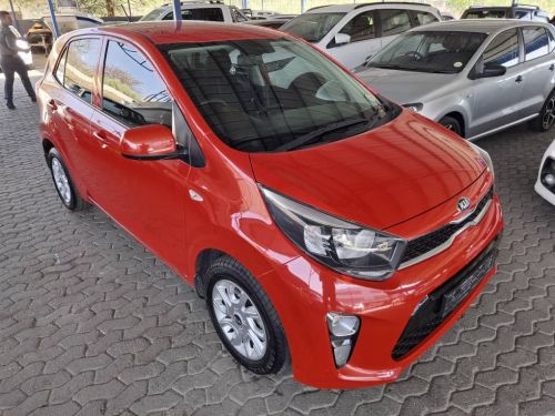 Kia PICANTO 1.0 STYLE in Namibia