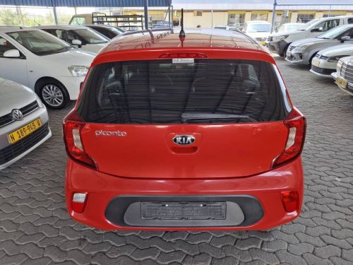 Kia PICANTO 1.0 STYLE in Namibia