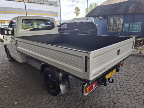 Volkswagen TRANSPORTER 2.0 TDI S/CAB DROPSIDE in Namibia