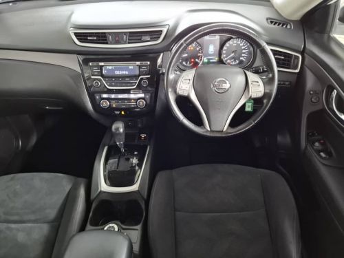 Nissan X-TRAIL 2.5 ACCENTA 4X4 / AWD AUTO in Namibia