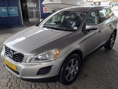 Volvo XC60 2.0 TURBO in Namibia