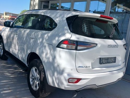 Isuzu MU-X 3.0 Ddi 4x4 LS A/T in Namibia