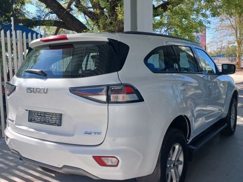 Isuzu MU-X 3.0 Ddi 4x4 LS A/T in Namibia