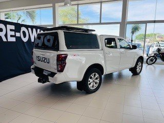 Pre-owned Isuzu 1.9 Ddi 4x4 LS for sale in 