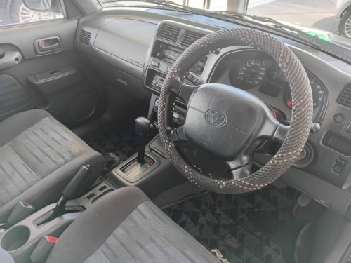Toyota Rav4 2.0 A/t AWD in Namibia