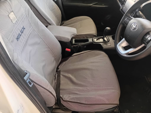 Toyota Hilux 2.4GD6 D/c A/t 4x4 in Namibia