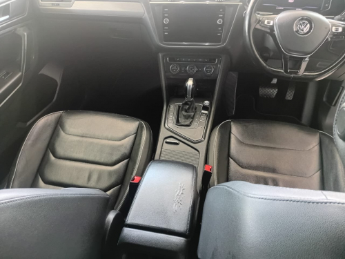 Volkswagen Tiguan 1.4TSi DSG Allspace R-Line in Namibia