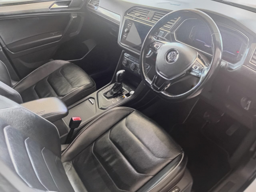 Volkswagen Tiguan 1.4TSi DSG Allspace R-Line in Namibia