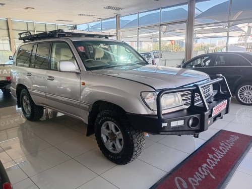 Toyota Landcruiser 4.7v8 A/t 4x4 in Namibia