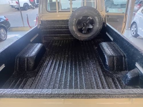 Toyota Land Cruiser 4.5 v8 TDi S/c 4x4 in Namibia