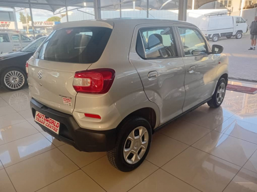 Suzuki S-Presso 1.0i in Namibia