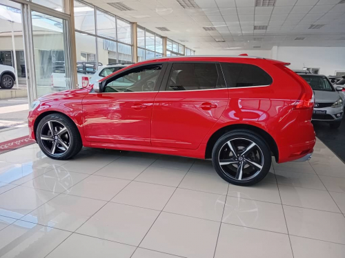 Volvo XC60 3.0 T6 AWD R-Design in Namibia
