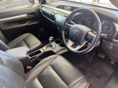 Toyota Hilux 2.8GD6 D/c A/t 4x4 in Namibia