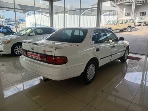 Toyota Camry 2.0i A/t in Namibia