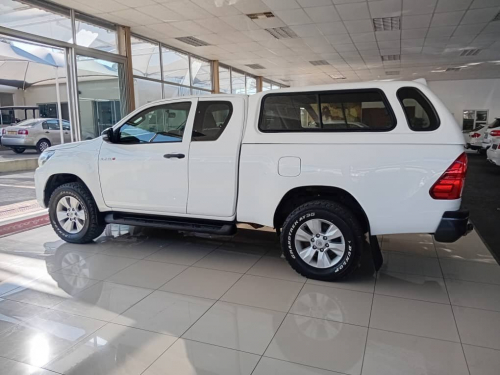 Toyota Hilux 2.4GD6 Clubcab 4x2 in Namibia