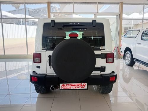 Jeep Wrangler Sahara 3.6v6 A/t 4x4 in Namibia