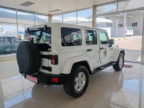 Jeep Wrangler Sahara 3.6v6 A/t 4x4 in Namibia