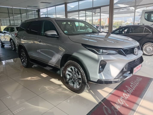 Pre-owned Toyota Fortuner 2.4GD6 A/t 4x4 for sale in 