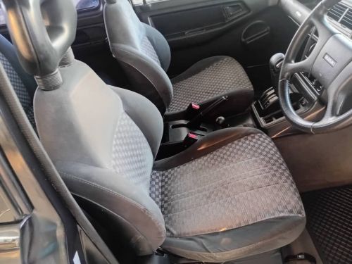 Suzuki Vitara 1.6 A/t 4x4 JLX in Namibia