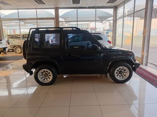 Suzuki Vitara 1.6 A/t 4x4 JLX in Namibia